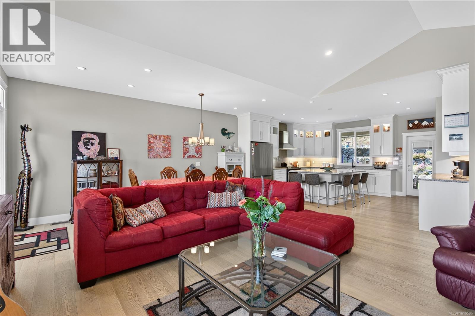 2555 Stubbs Rd, Mill Bay