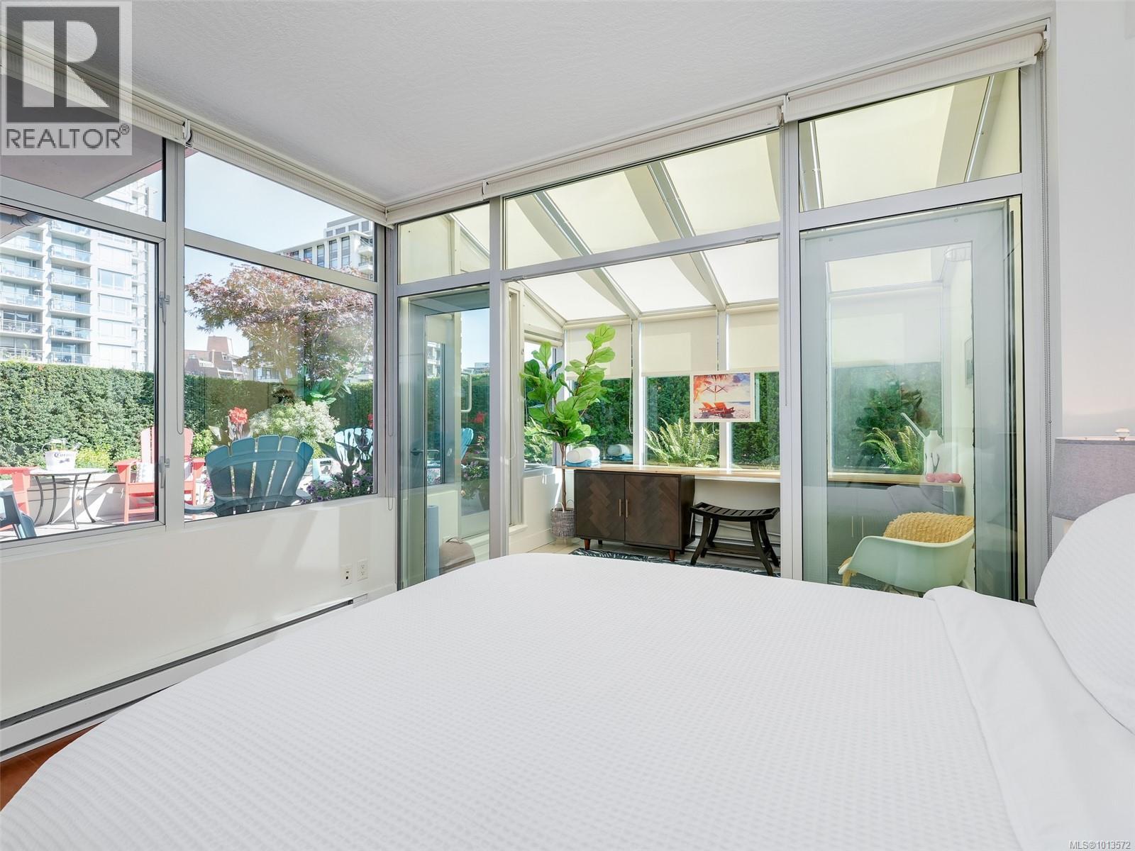 N608 737 Humboldt Street, Victoria