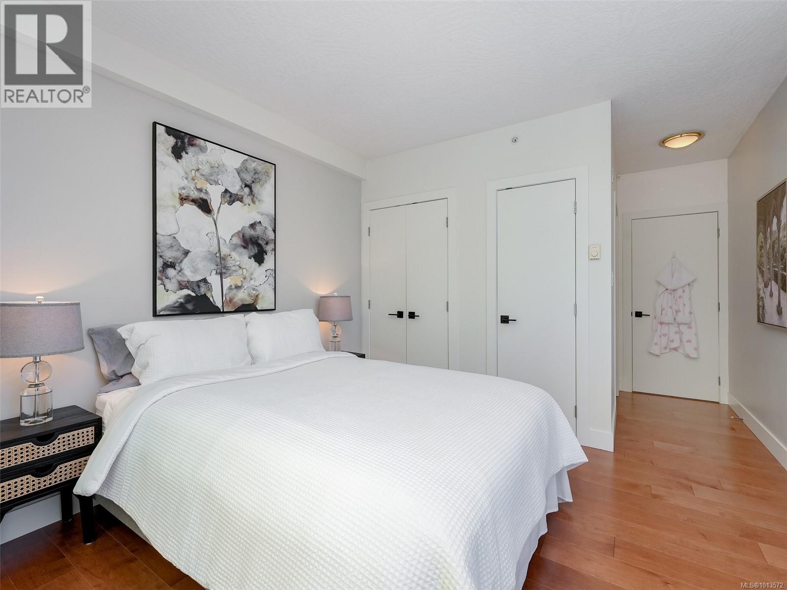 N608 737 Humboldt Street, Victoria