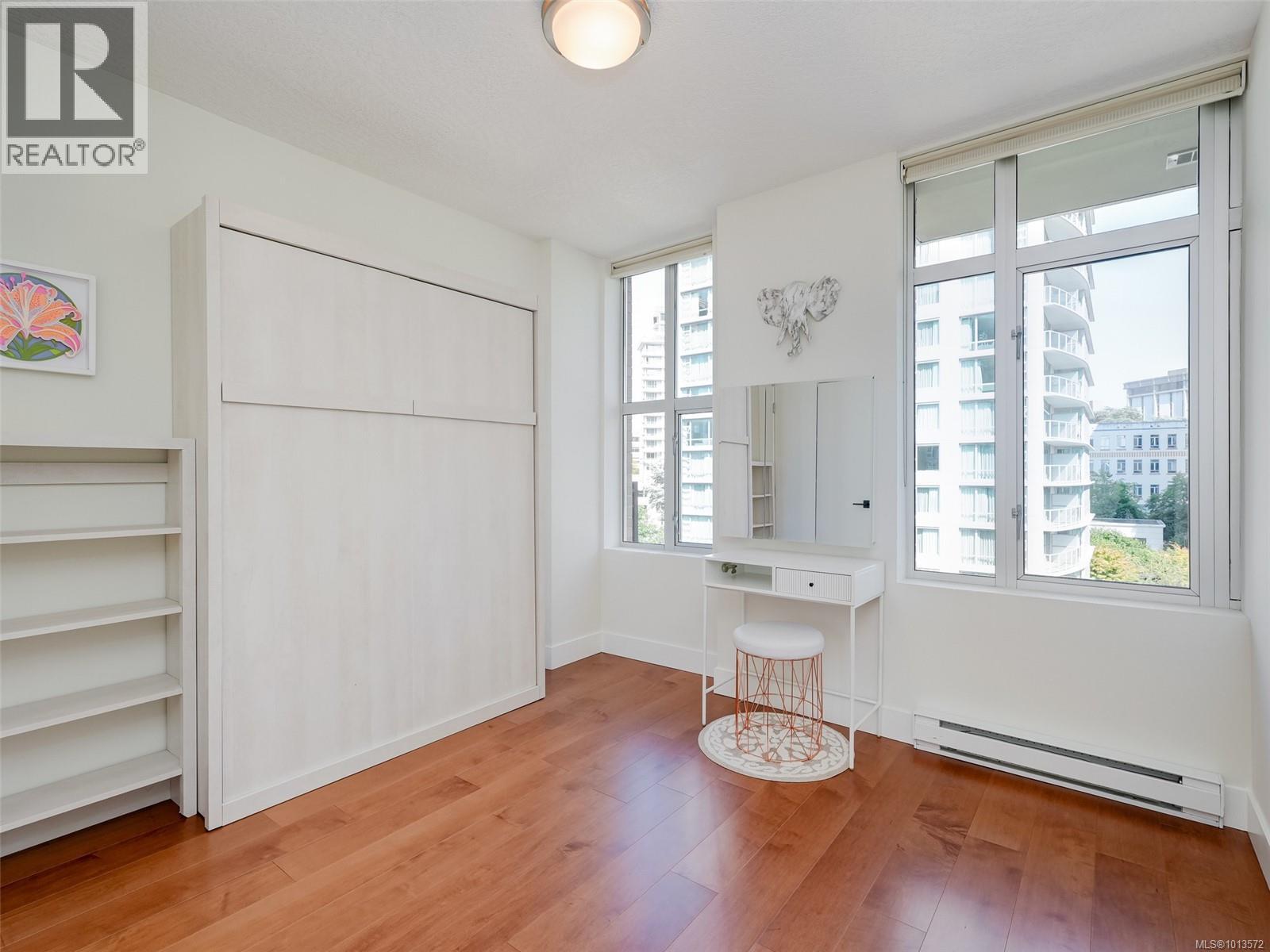 N608 737 Humboldt Street, Victoria