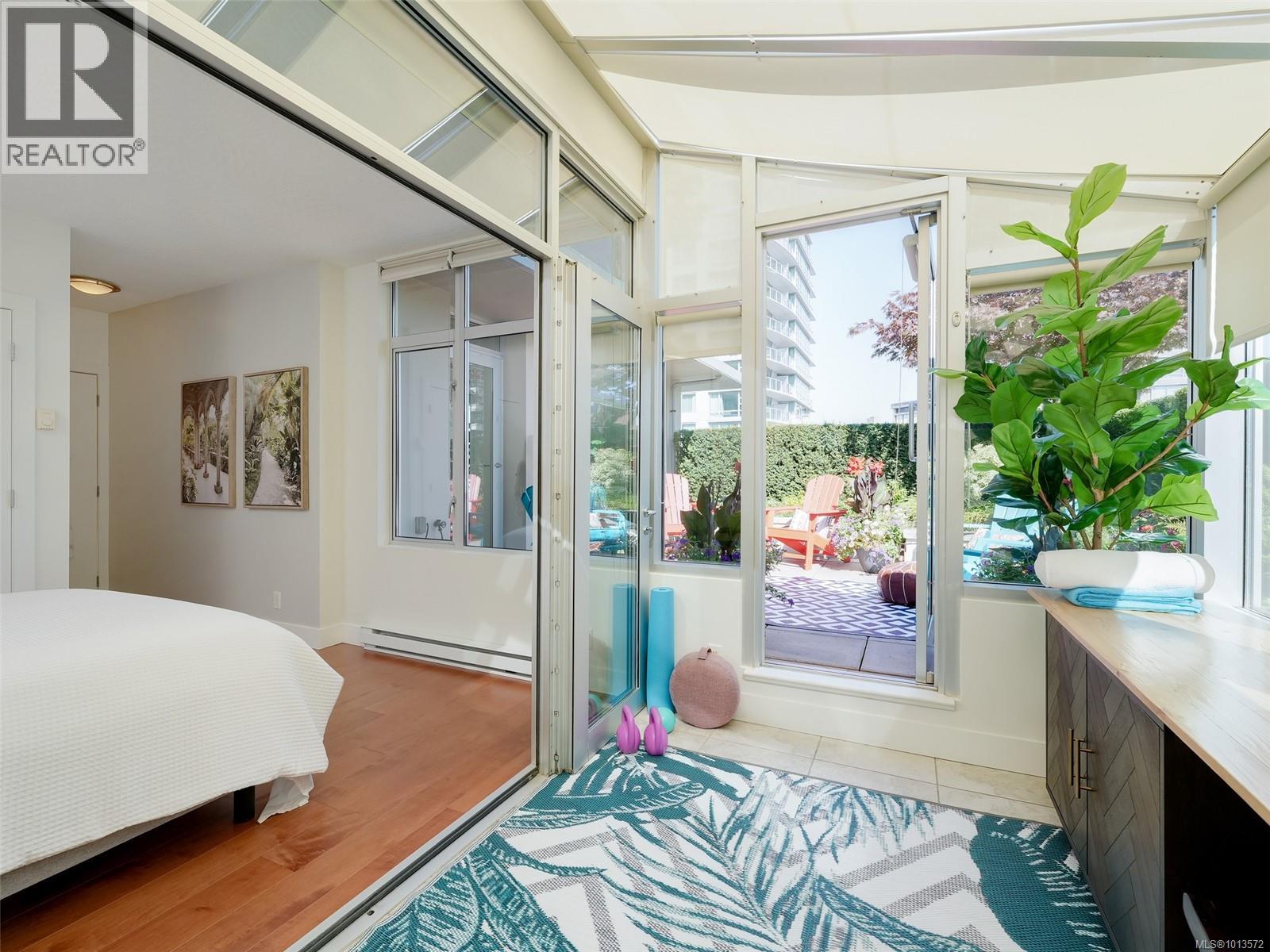 N608 737 Humboldt Street, Victoria