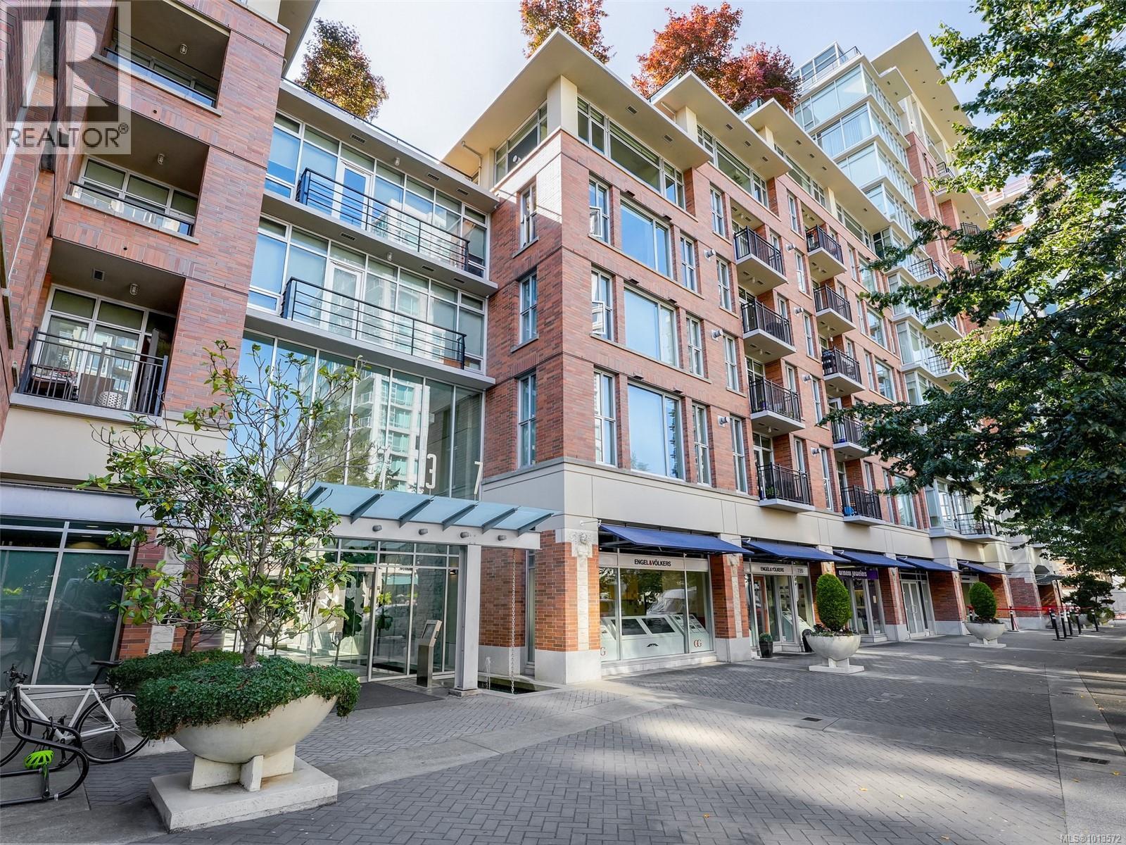 N608 737 Humboldt Street, Victoria