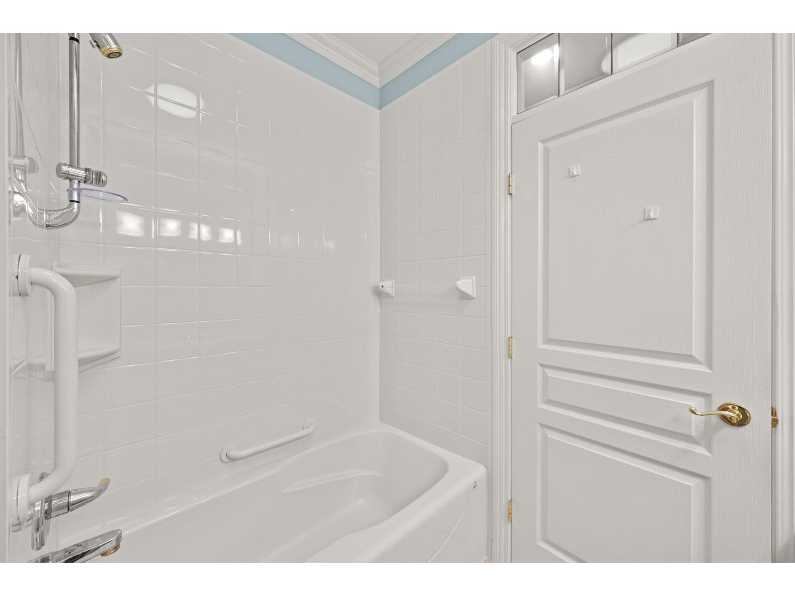 21061 44A AVENUE, Langley