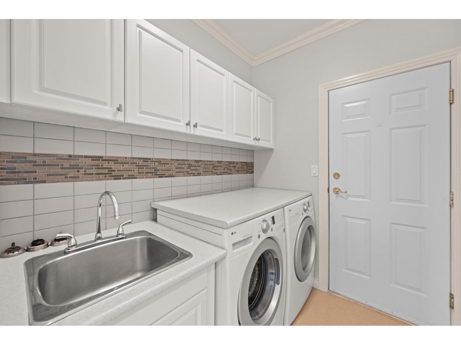 21061 44A AVENUE, Langley