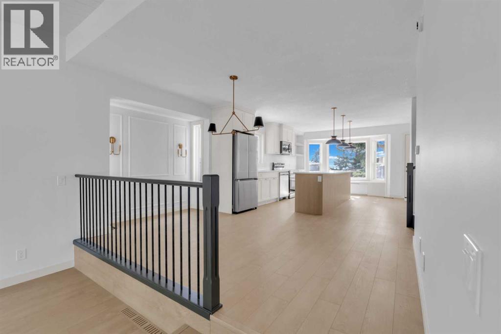 Single Family House 4 Level for Sale in  Macewan Meadow Way NW MacEwan Glen Calgary 