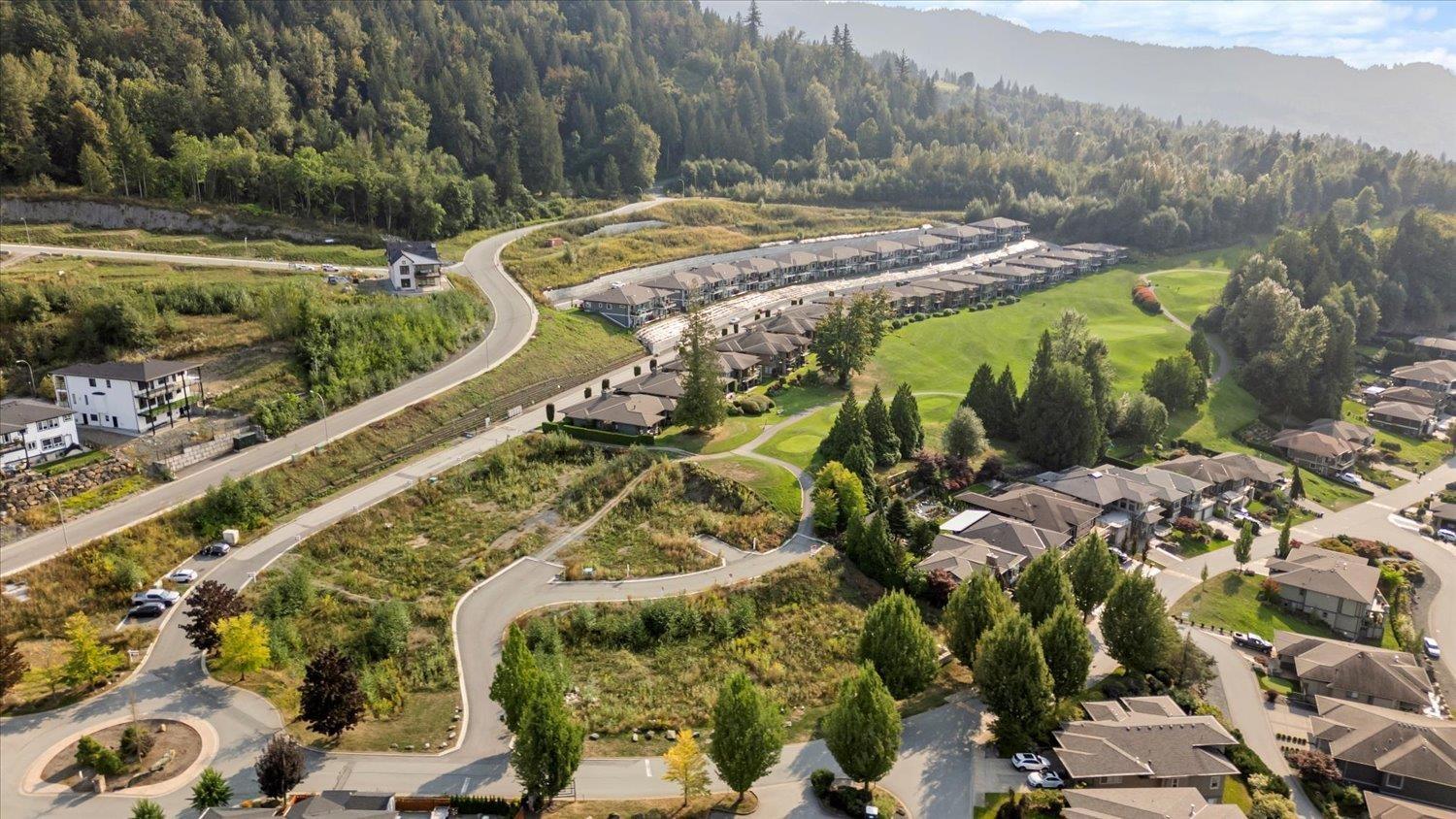 12 51076 FALLS COURT, Eastern Hillsides, Chilliwack