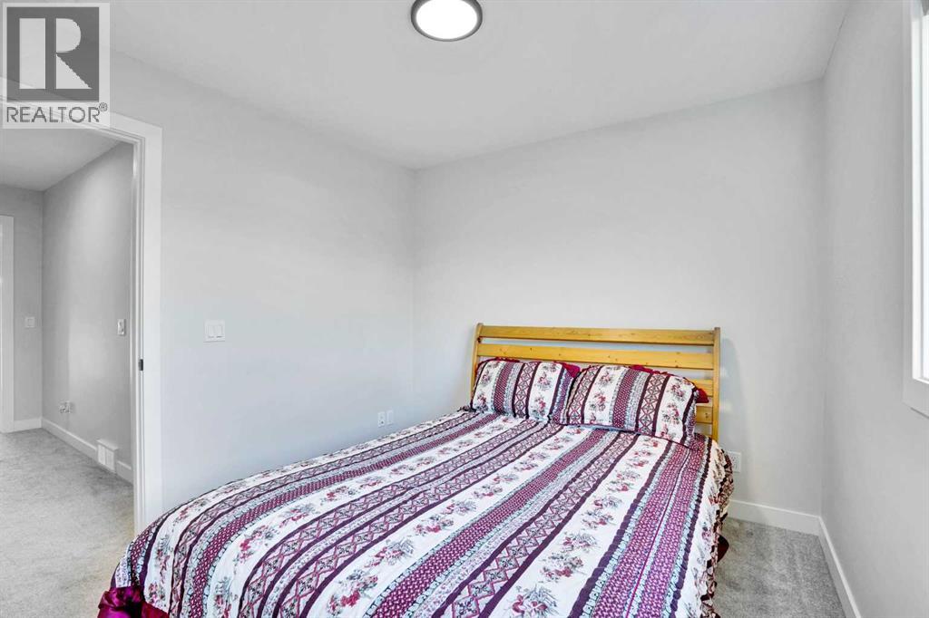 Single Family House for Sale in  Tuscany Summit Square NW Tuscany Calgary 