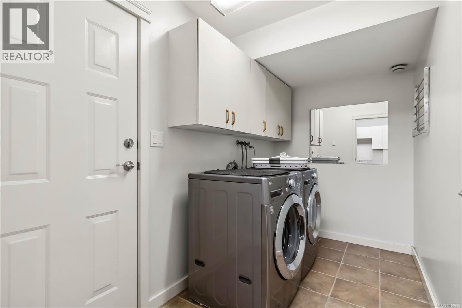  2914 Palsson Place, Langford