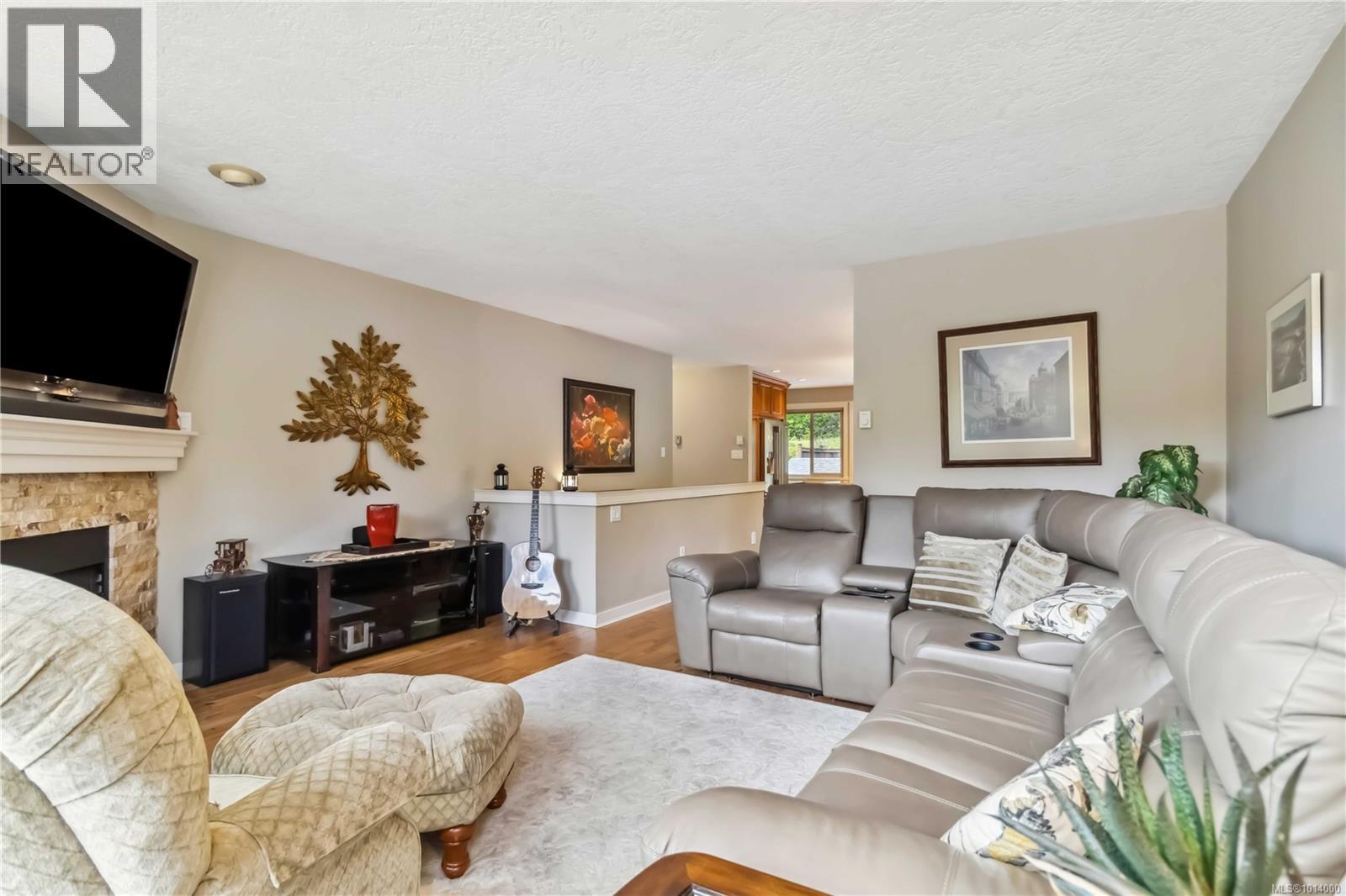  2914 Palsson Place, Langford