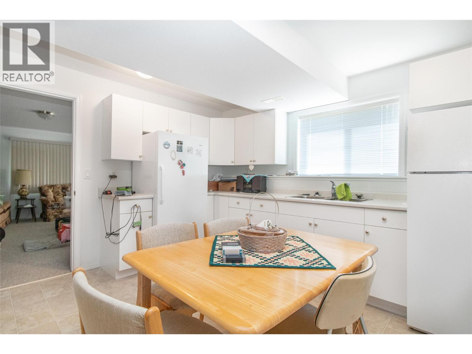  1581 Large Avenue, Kelowna