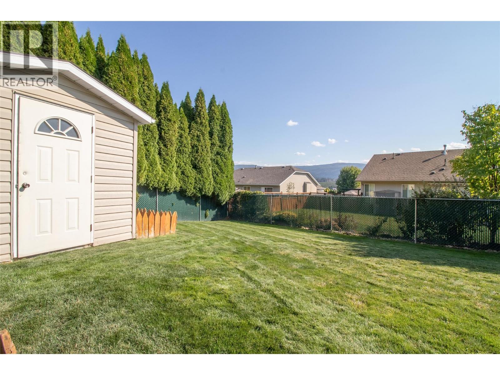 1581 Large Avenue, Kelowna