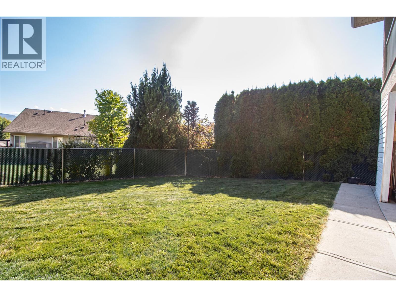  1581 Large Avenue, Kelowna