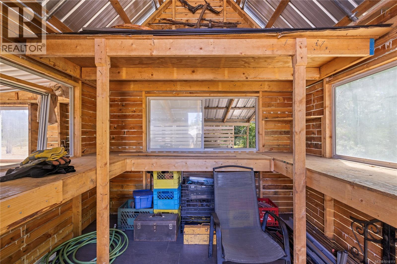 850 Burbank Rd, Hilliers
