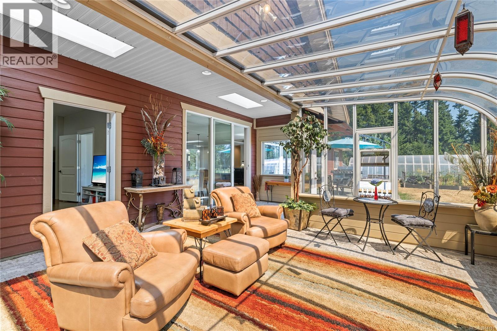 850 Burbank Rd, Hilliers