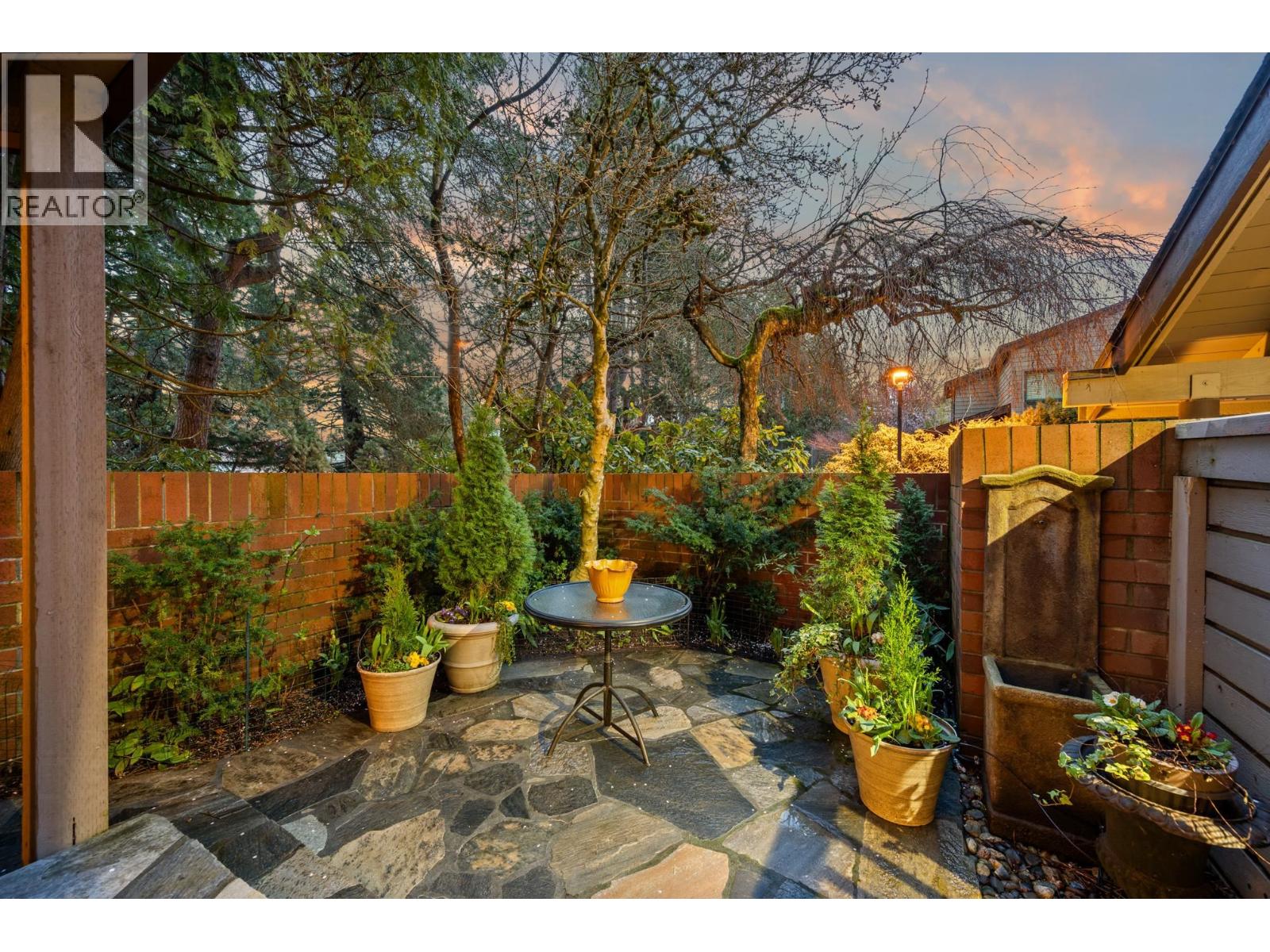 4005 VINE STREET, Vancouver