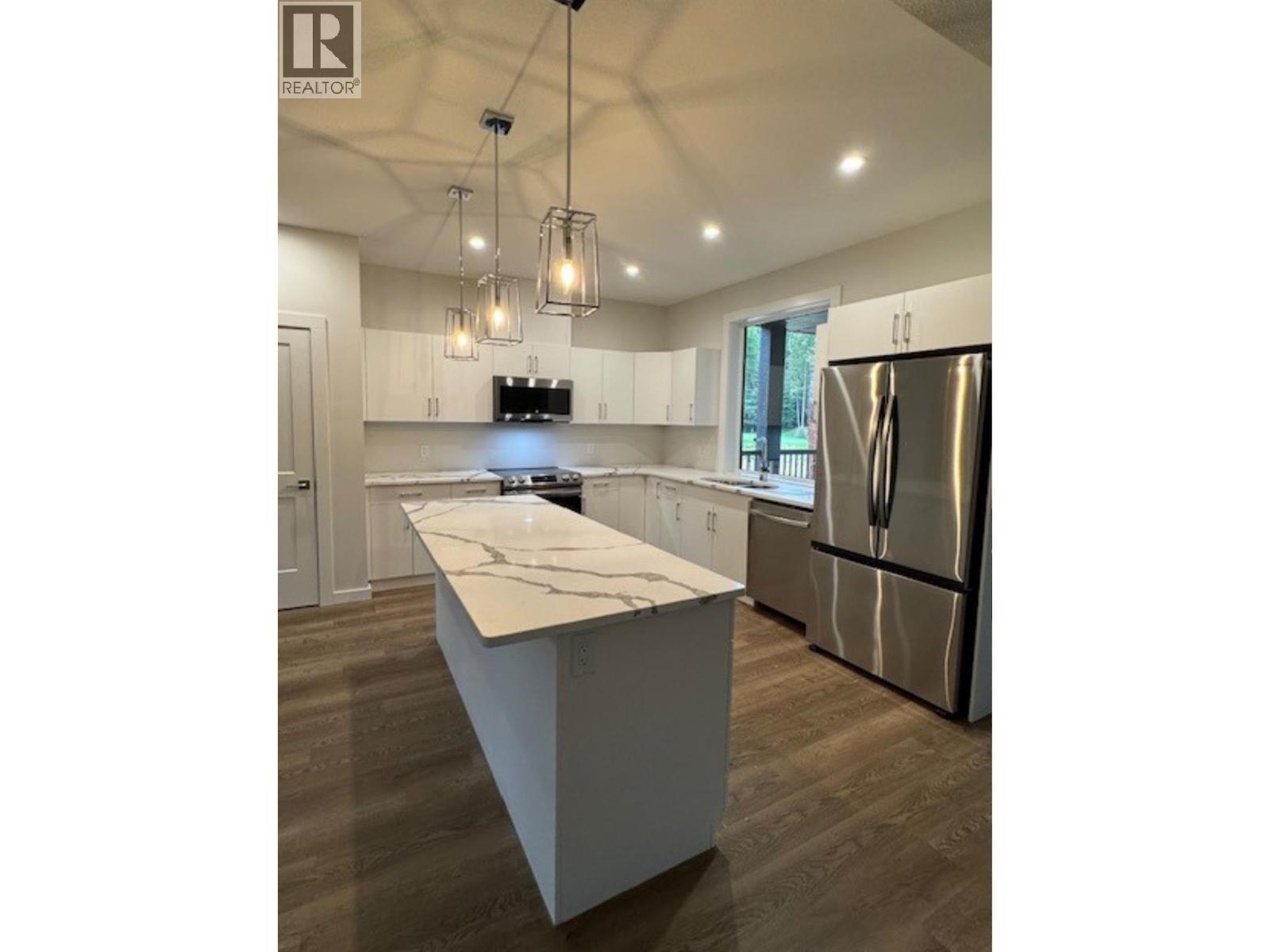 113 RIVER Drive, Cranbrook