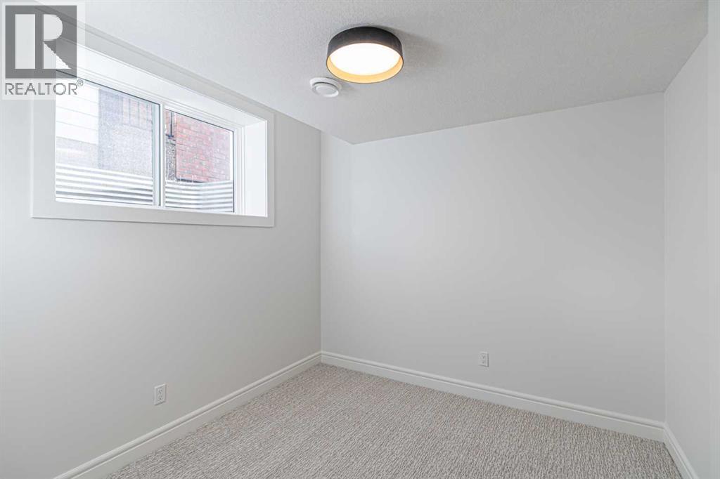 Single Family House for Sale in   Avenue SW Altadore Calgary 