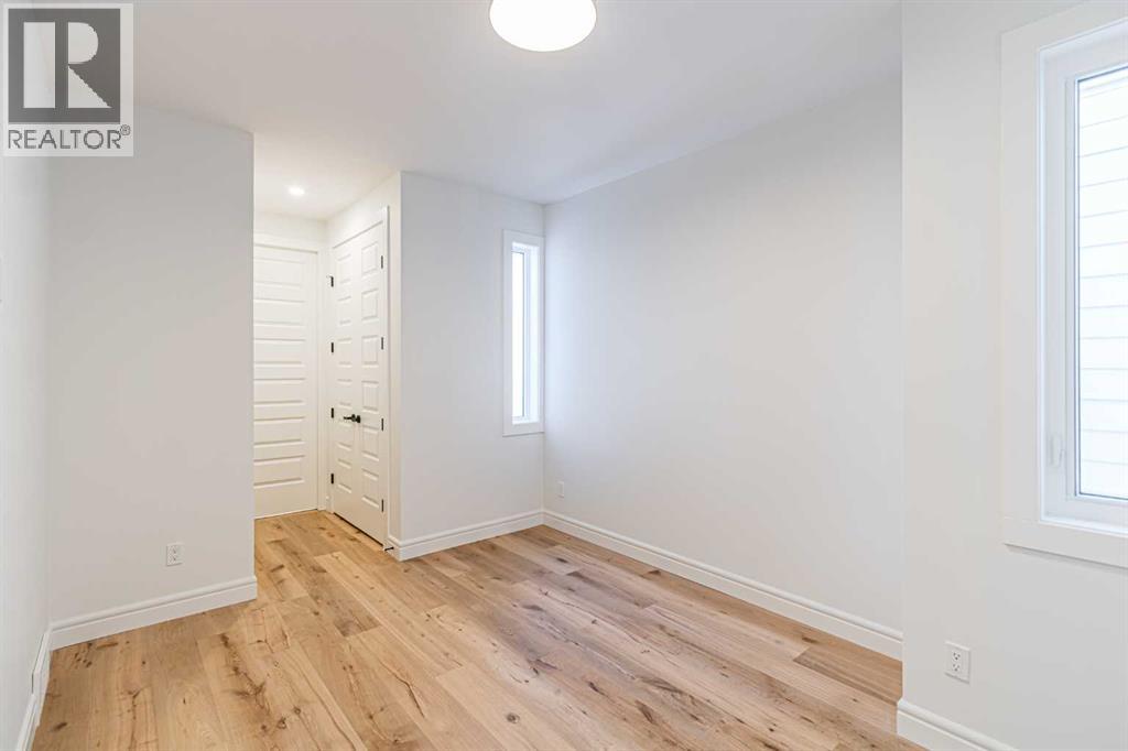 Single Family House for Sale in   Avenue SW Altadore Calgary 