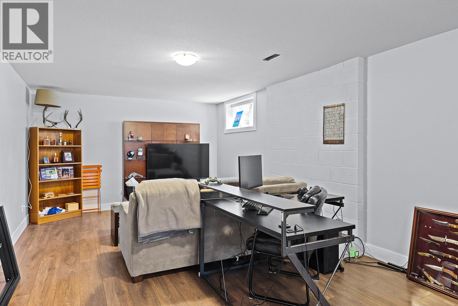  1745 Haug Avenue, Kelowna