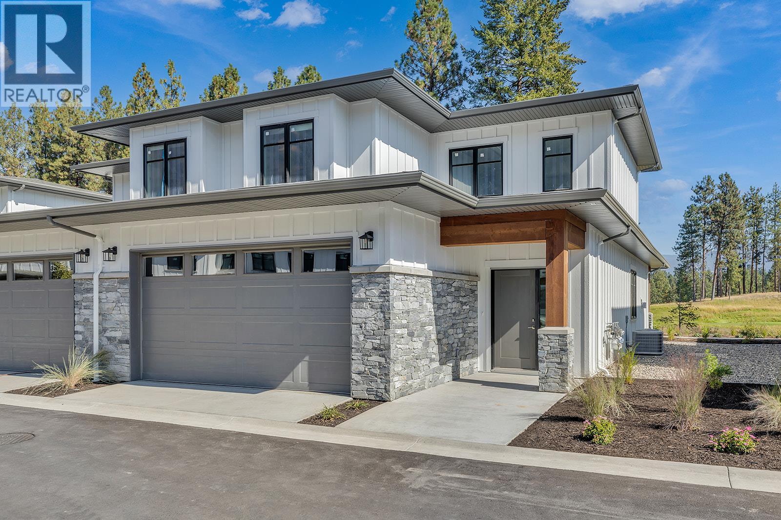 6 1979 Country Club Drive, Kelowna