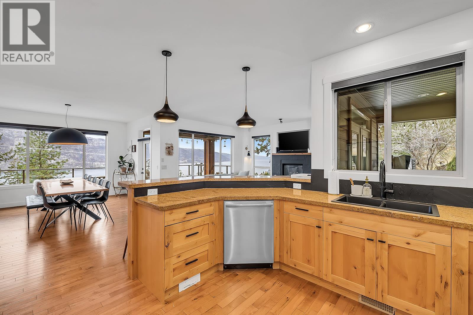 159 Clifton Road North, Kelowna