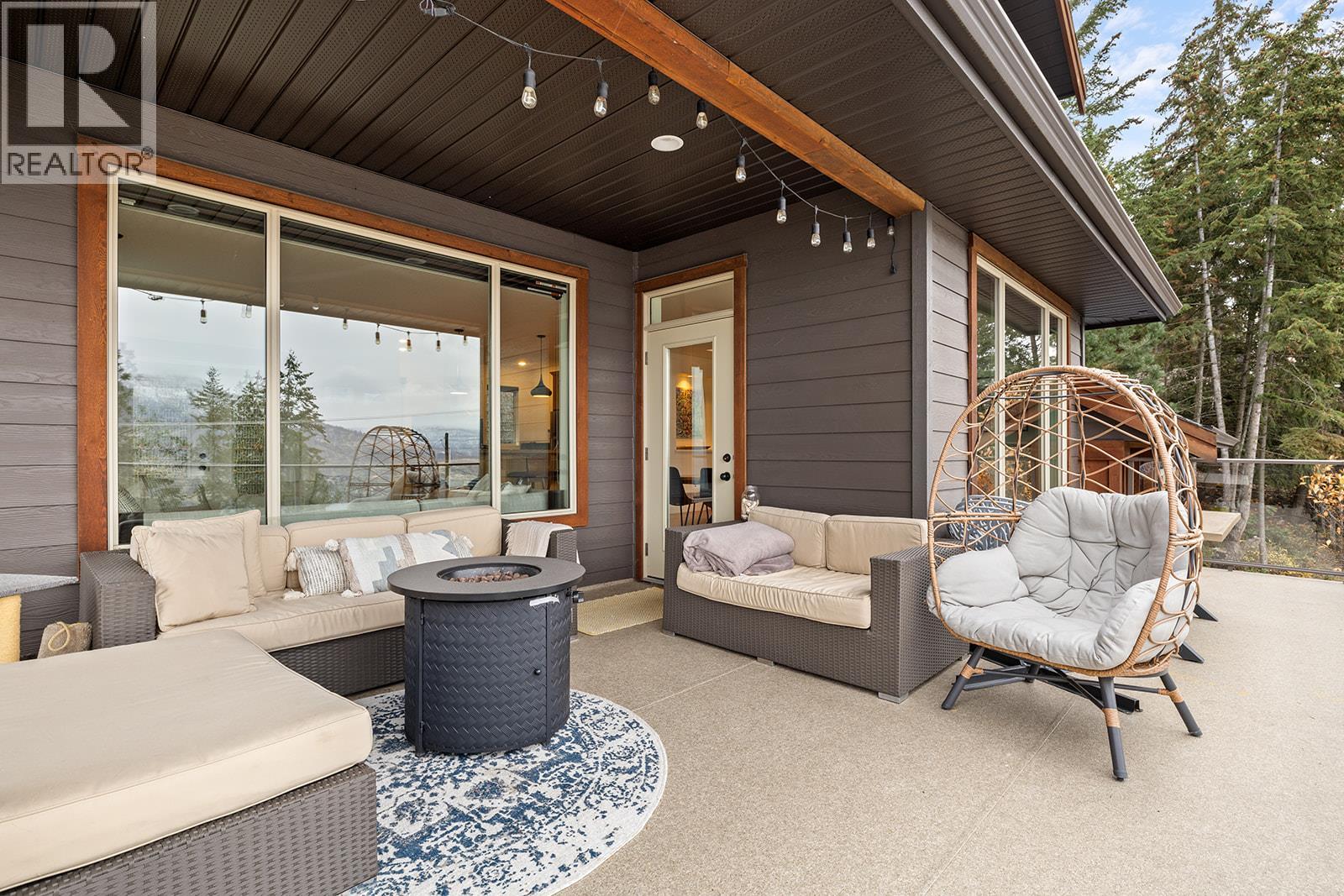  159 Clifton Road North, Kelowna