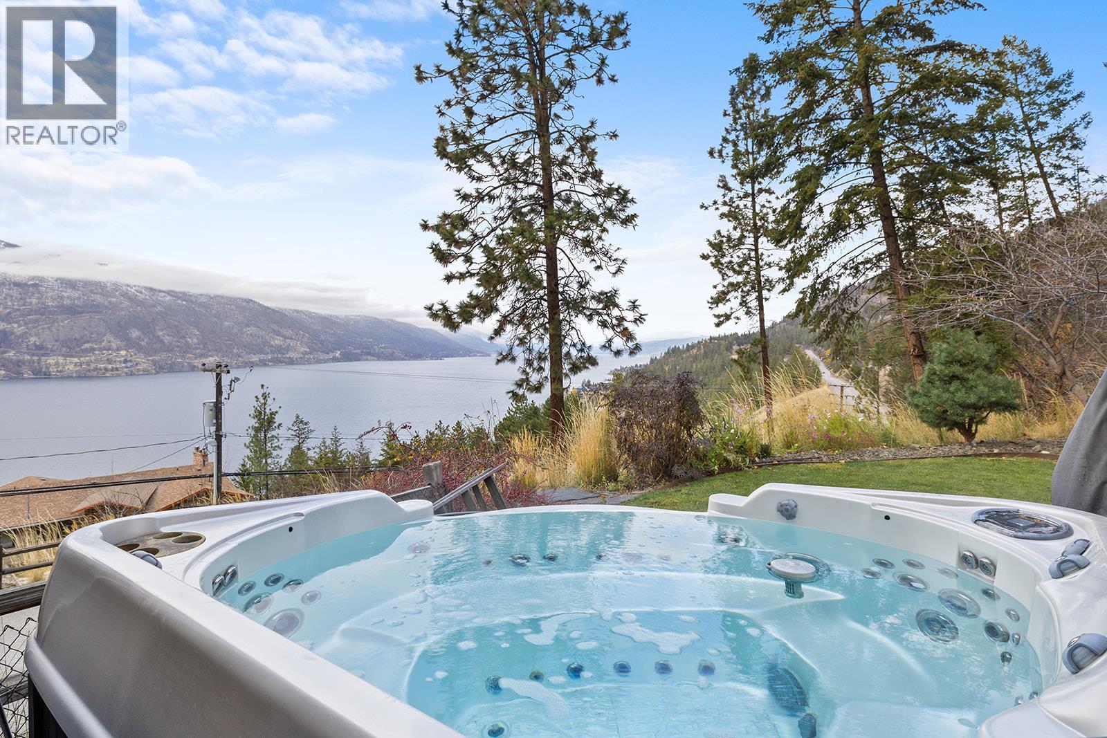  159 Clifton Road North, Kelowna