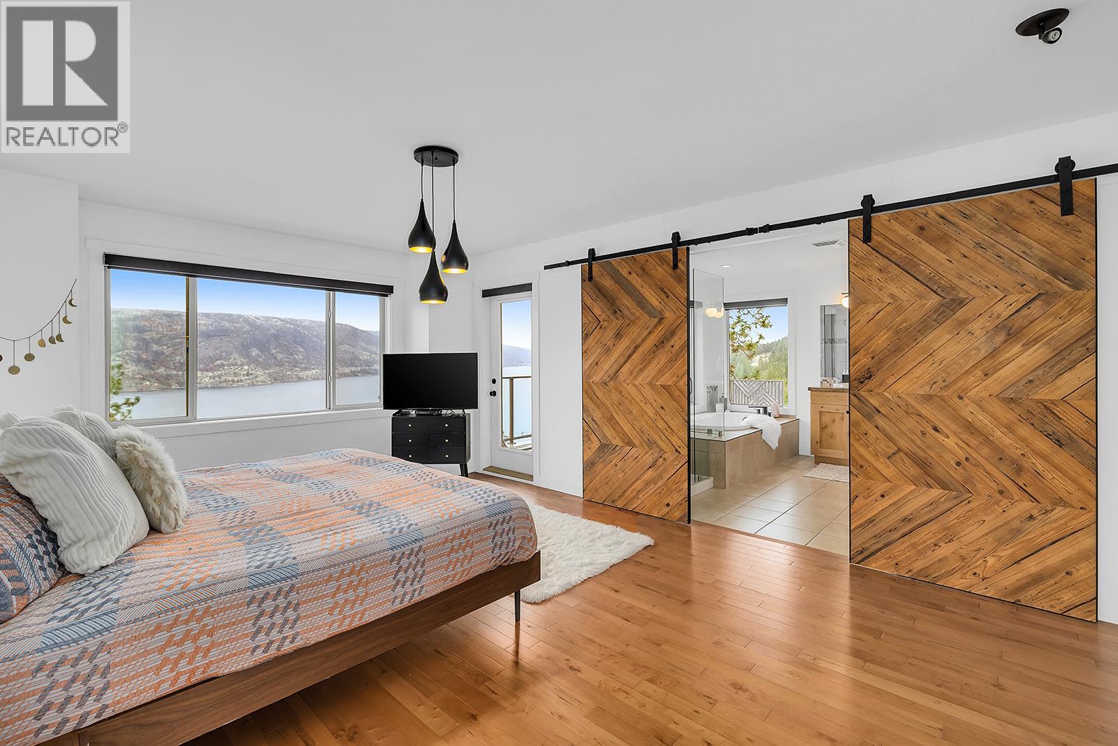  159 Clifton Road North, Kelowna
