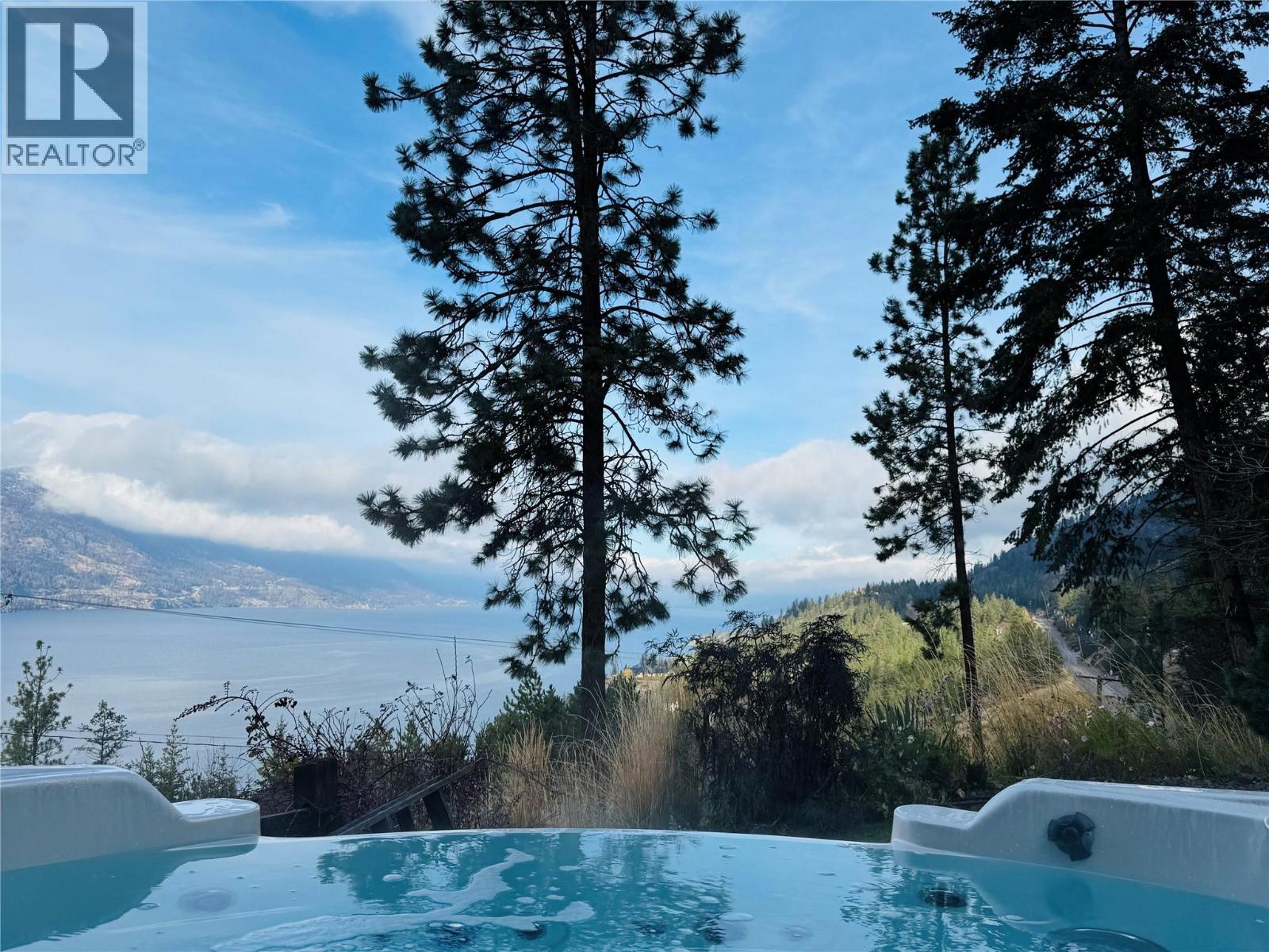  159 Clifton Road North, Kelowna