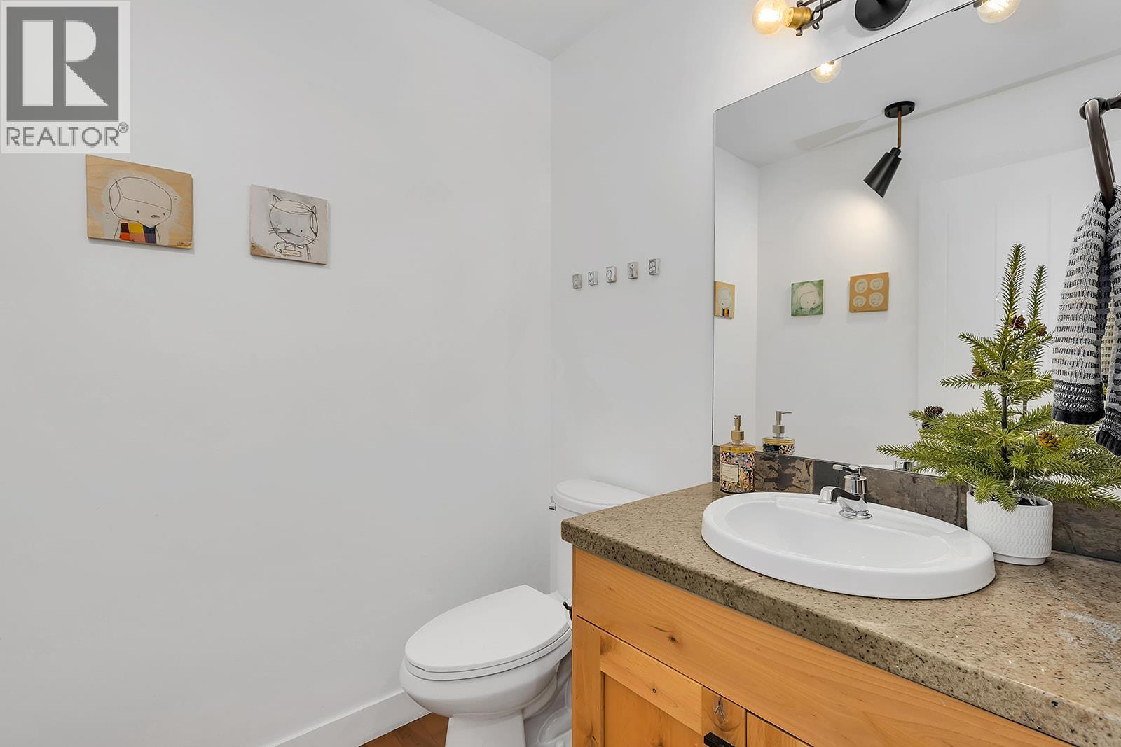  159 Clifton Road North, Kelowna