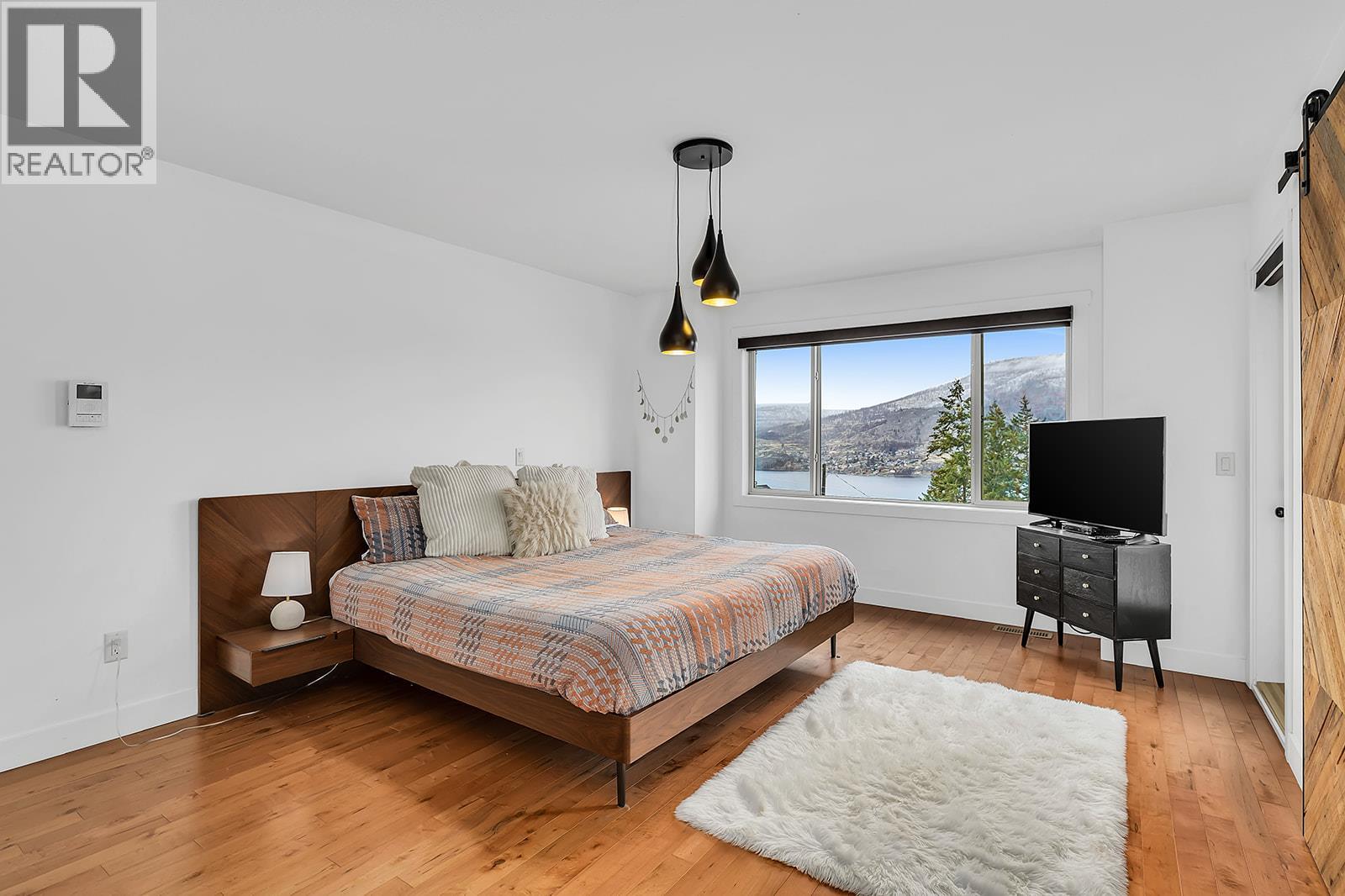  159 Clifton Road North, Kelowna