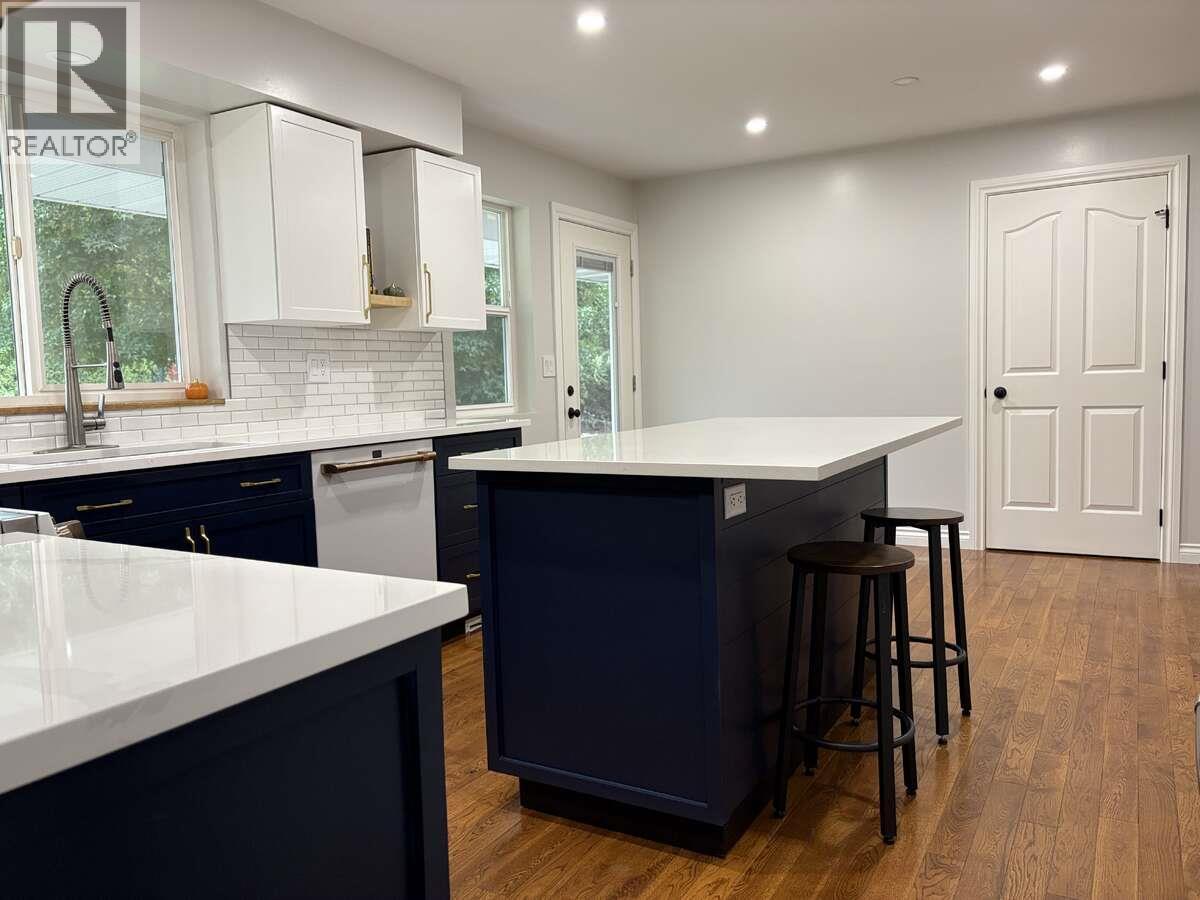 2628 6TH Avenue, Castlegar