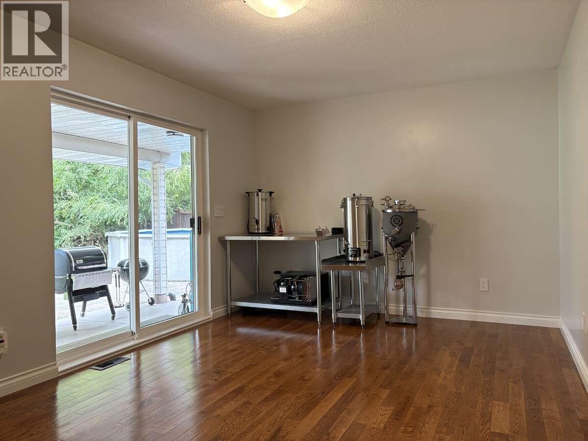 2628 6TH Avenue, Castlegar
