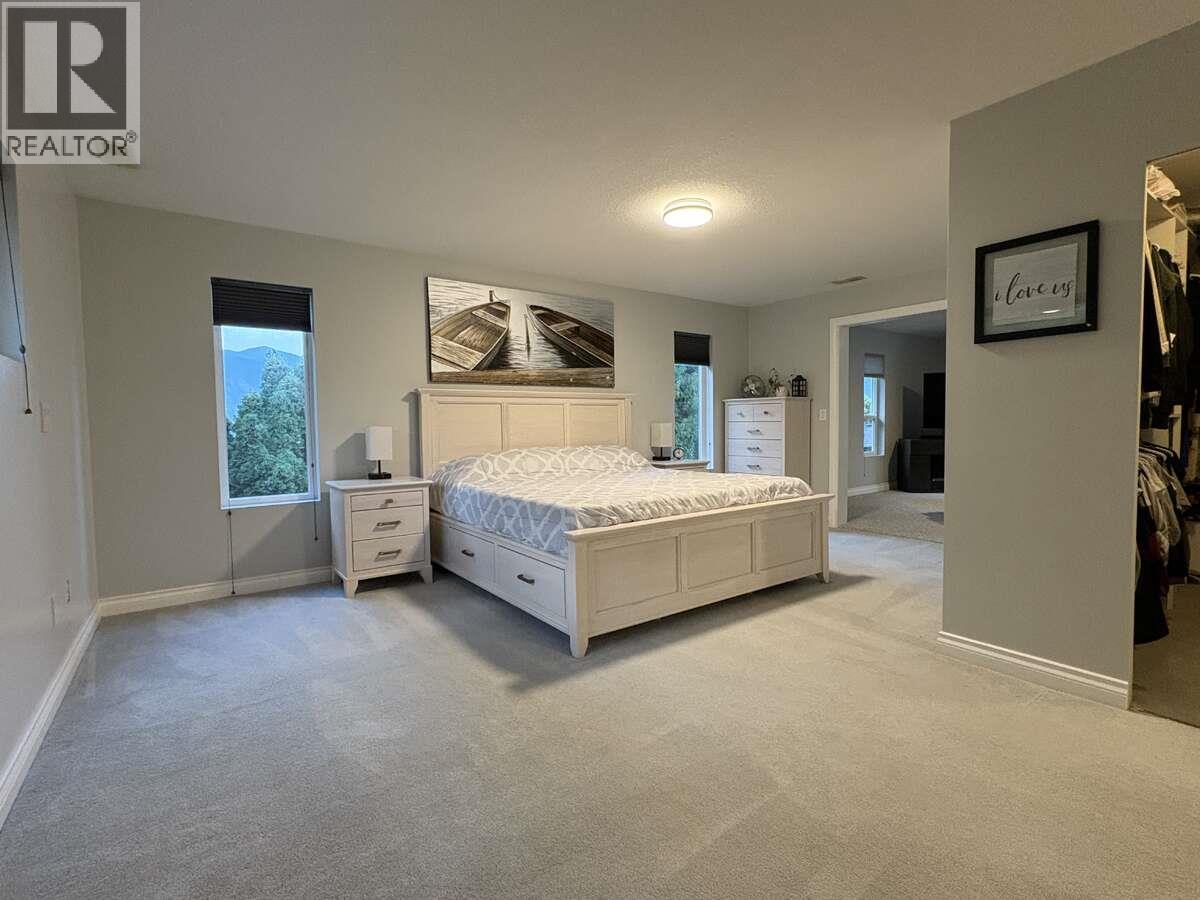 2628 6TH Avenue, Castlegar