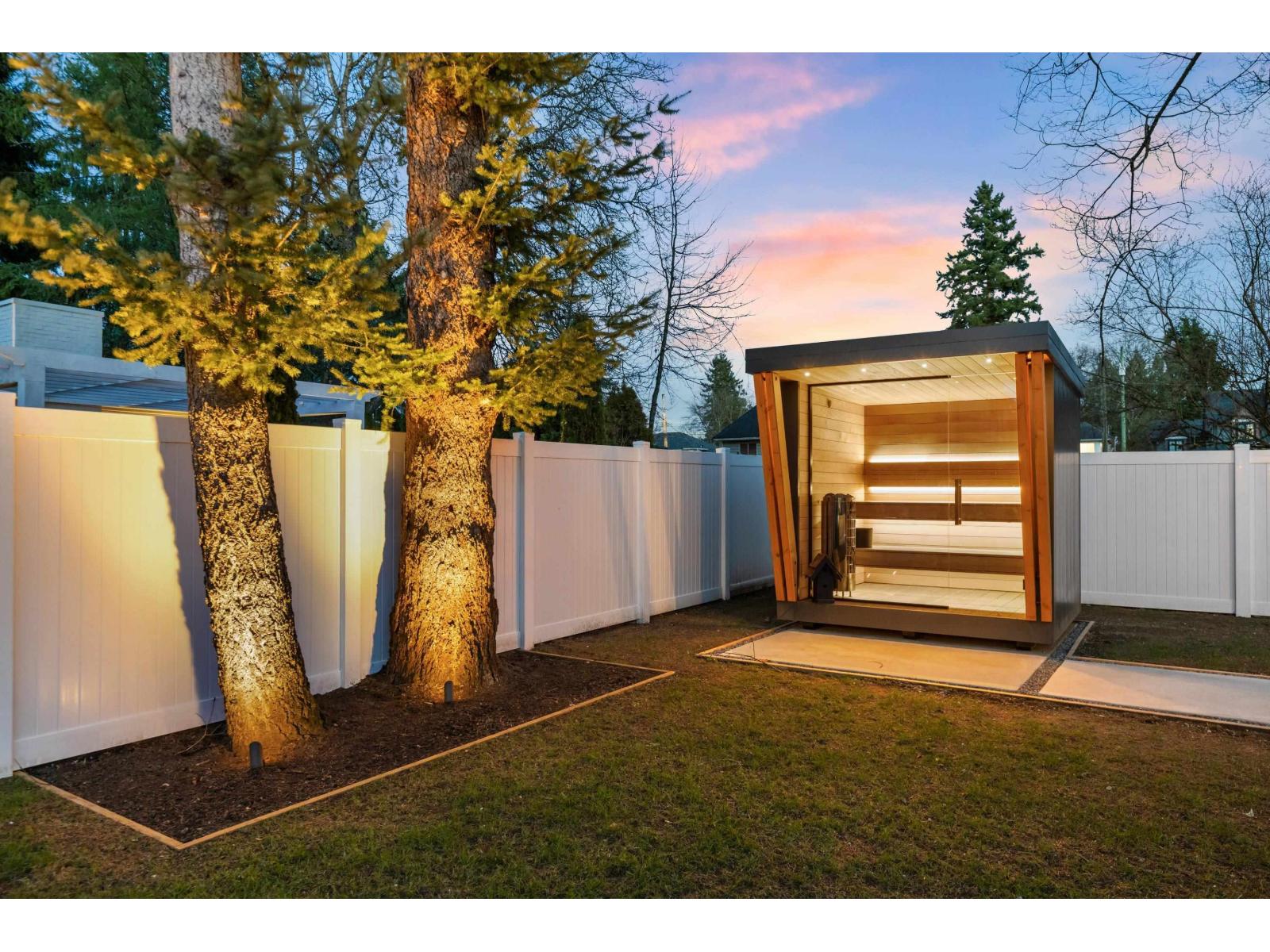8870 BARTLETT STREET, Langley