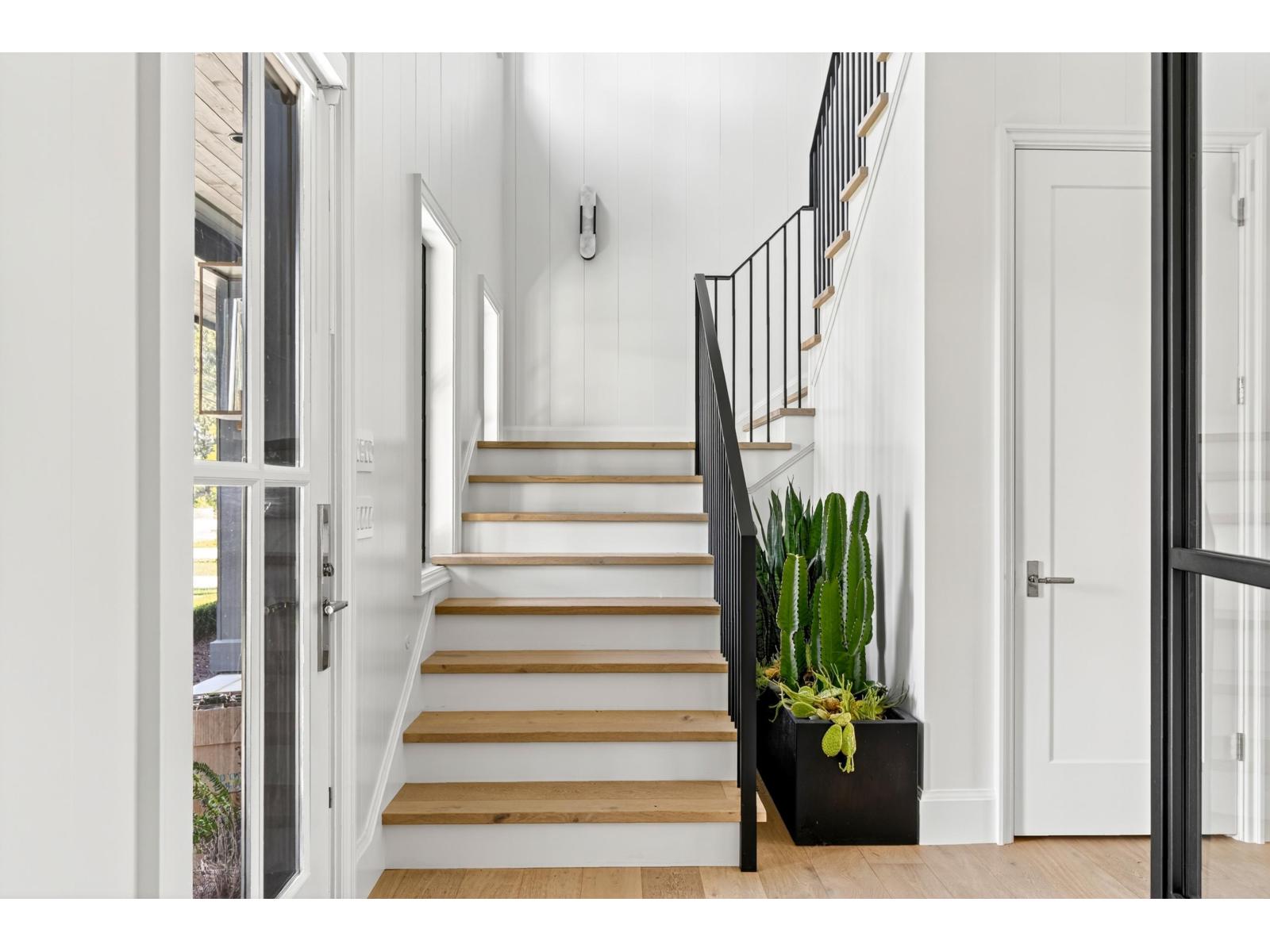 8870 BARTLETT STREET, Langley