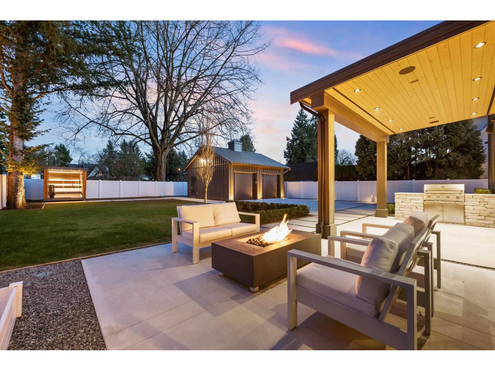 8870 BARTLETT STREET, Langley