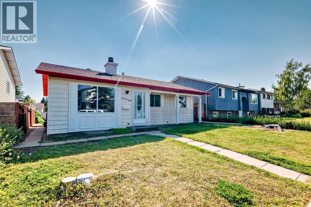 948 Rundlecairn Way NE, Calgary, Alberta