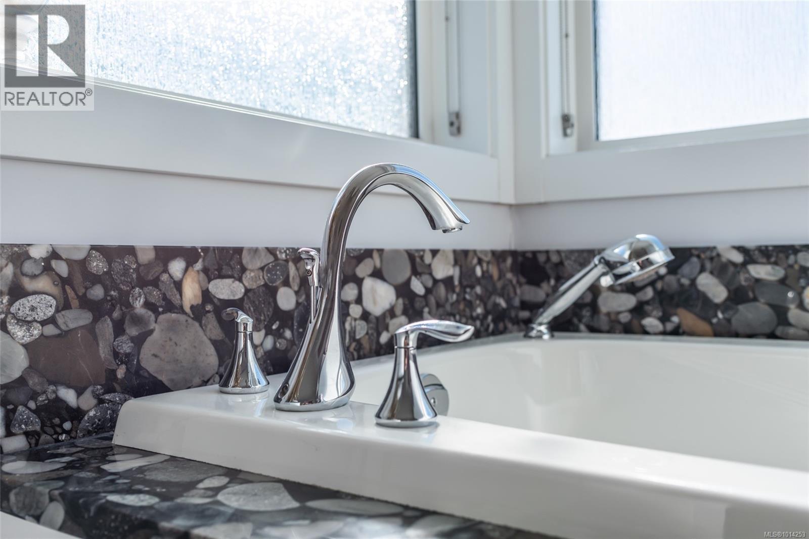 3558 Swordfern Lane, Port Alberni