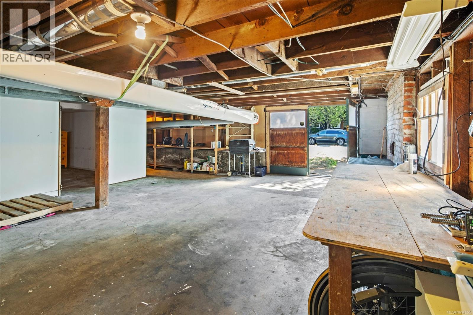 1746 Lulie St, Oak Bay