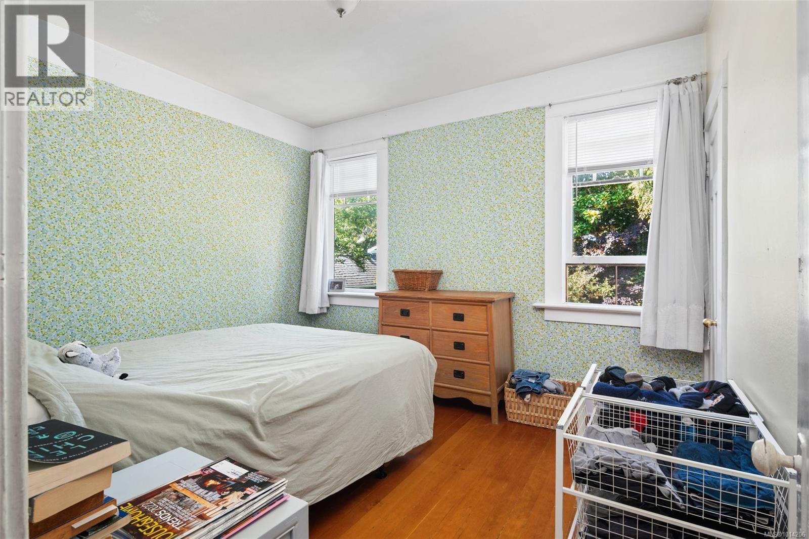 1746 Lulie St, Oak Bay