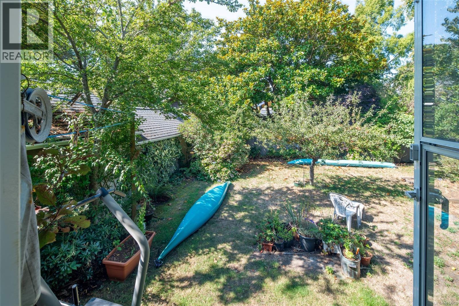 1746 Lulie St, Oak Bay
