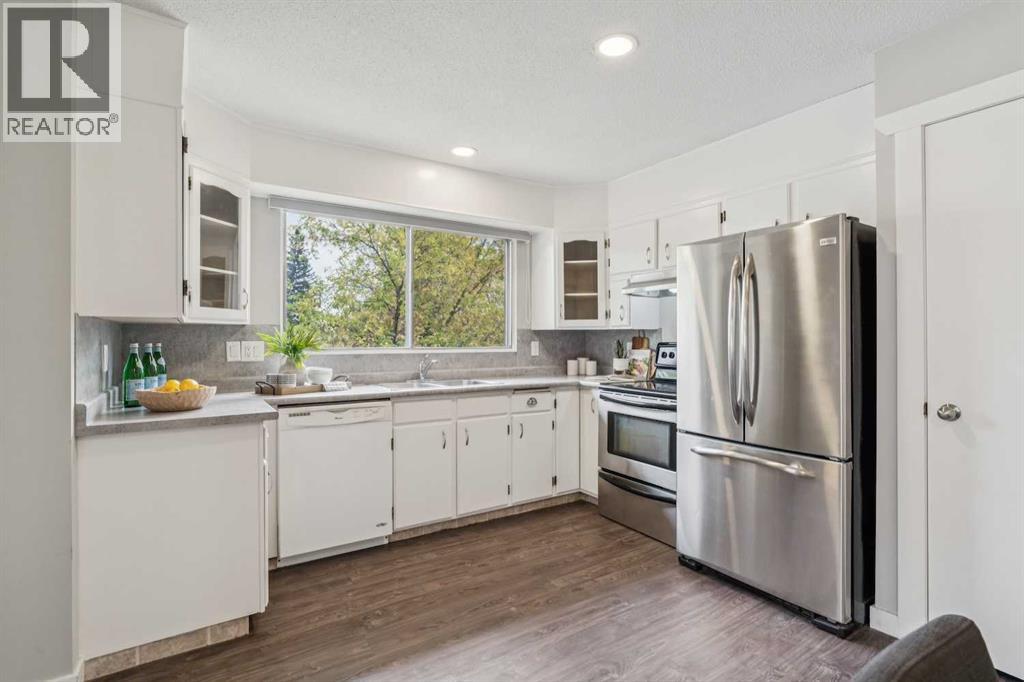 Single Family House Bungalow for Sale in  Whitestone Way NE Whitehorn Calgary 