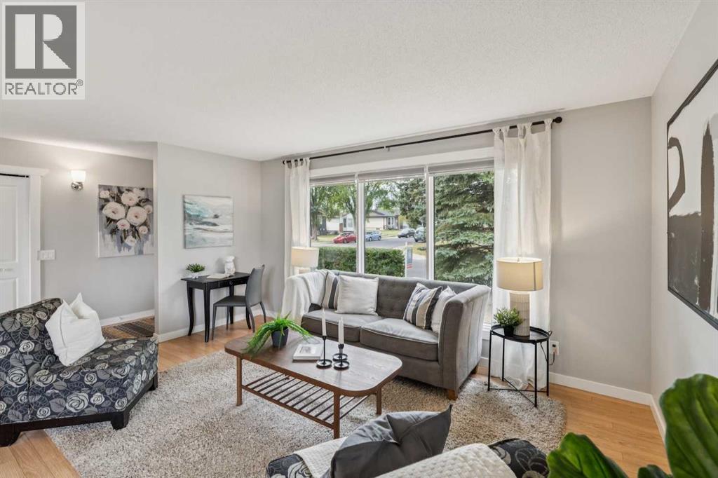 Single Family House Bungalow for Sale in  Whitestone Way NE Whitehorn Calgary 
