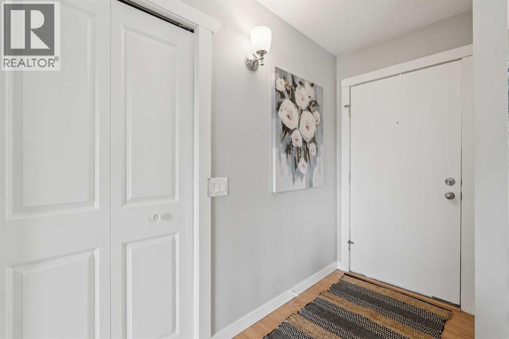 Single Family House Bungalow for Sale in  Whitestone Way NE Whitehorn Calgary 
