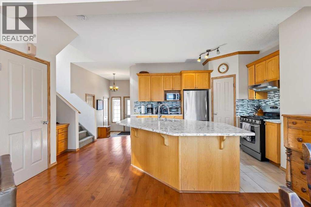 Single Family House for Sale in  Tuscany Ridge Heights NW Tuscany Calgary 