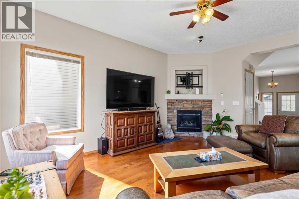 Single Family House for Sale in  Tuscany Ridge Heights NW Tuscany Calgary 