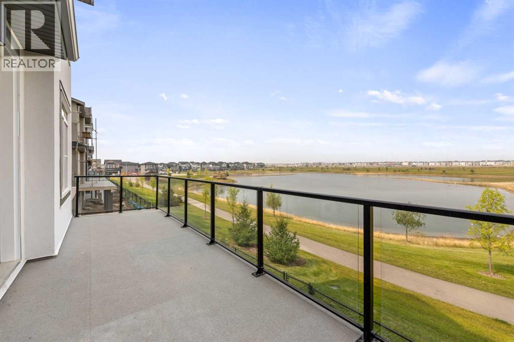 Single Family House for Sale in  Savanna Drive NE Saddle Ridge Calgary 