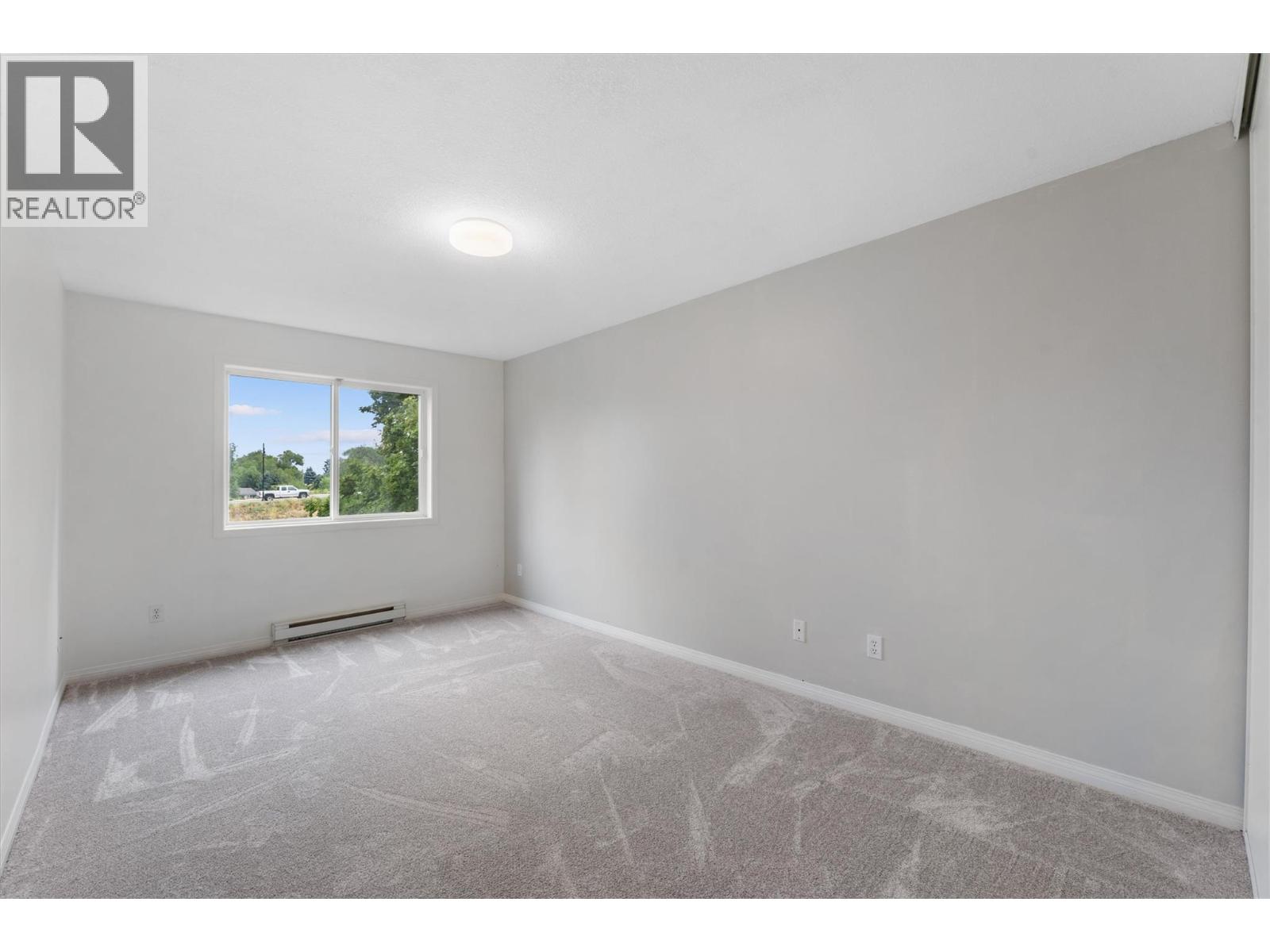 210 255 Aurora Crescent, Kelowna