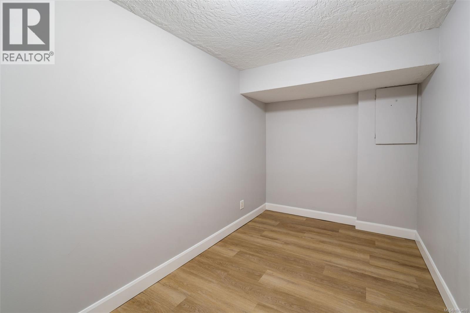 1 1164 Palmer Rd, Saanich